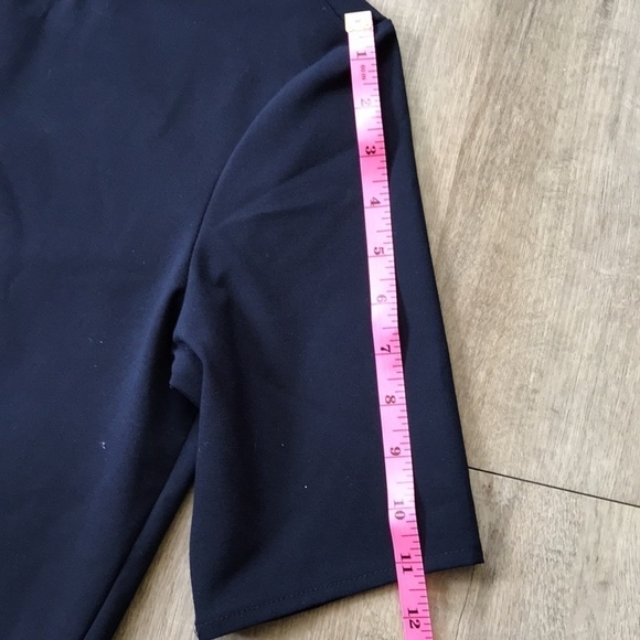 Zara xs blouse navy blue 1/4 zipper on back - Picture 5 of 7